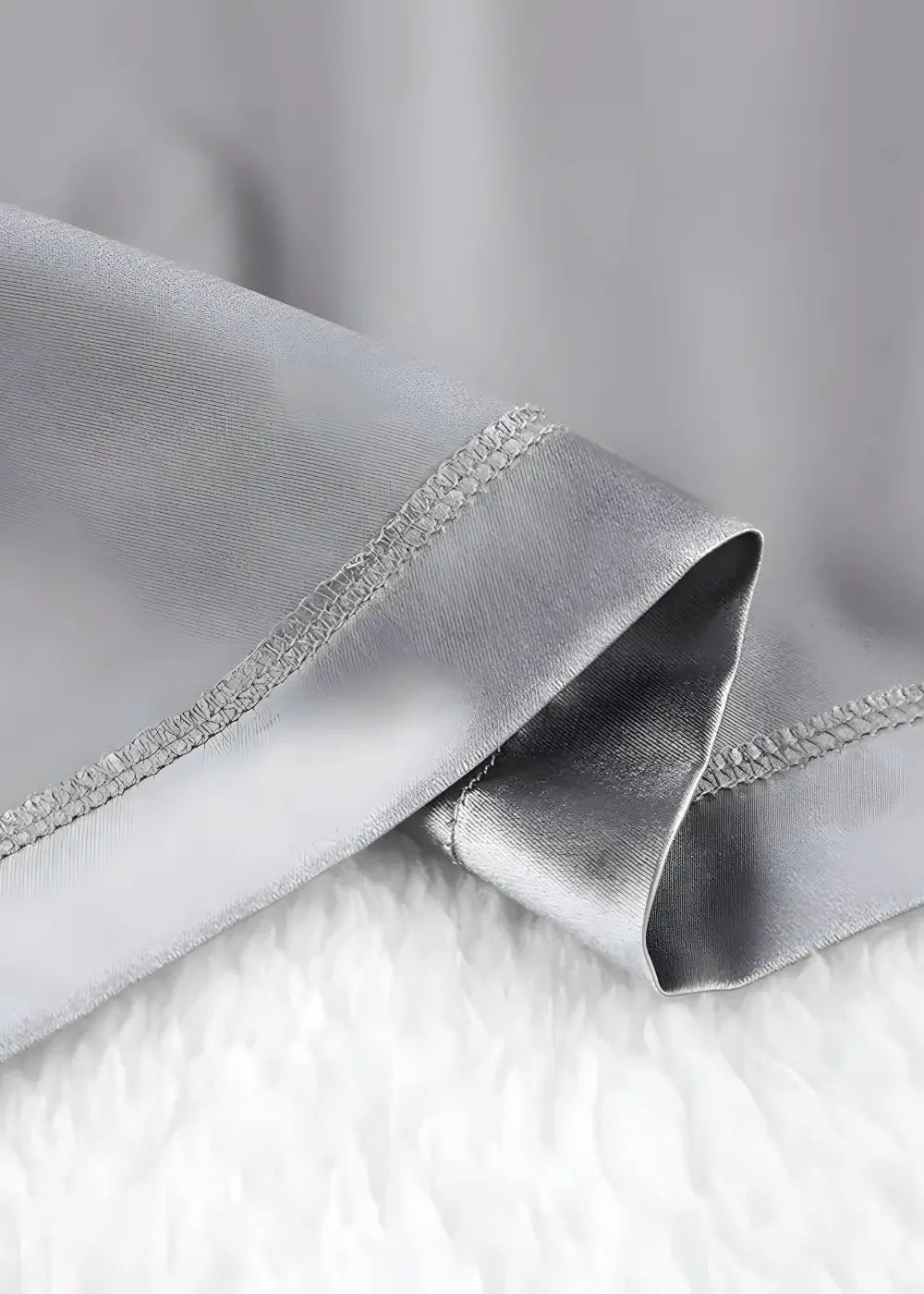 Kimono Court Femme en Satin Gris Uni